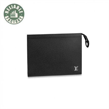 pochette voyage taiga leather m30450