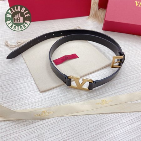 valentino V buckle belt