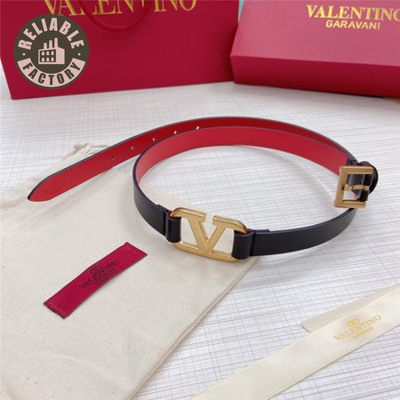 valentino V buckle belt