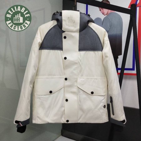 Moncler Down Jacket MC330185