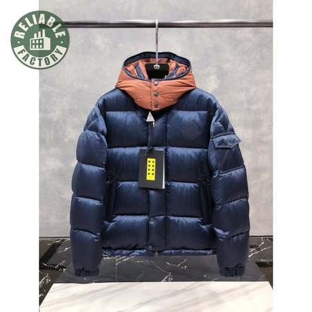 Moncler Down Jacket MC330191