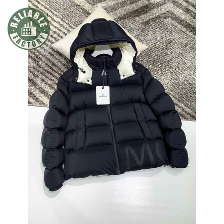 Moncler Down Jacket MC330035