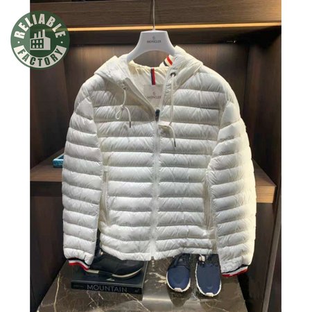 Moncler 2020 Down Jacket MC330055