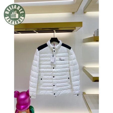 Moncler 2020 Down Jacket MC330059