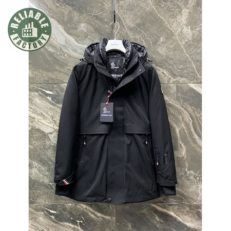 Moncler Down Jacket MC330116