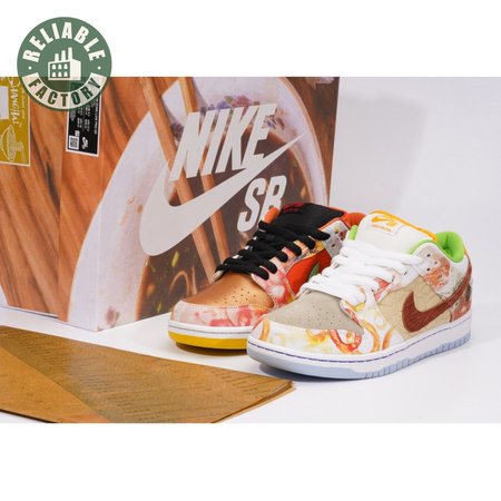 NK SB Dunk Low Pro "Street Hawker" SP Unisex
