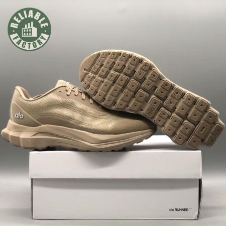 Alo Yoga Runner Khaki
