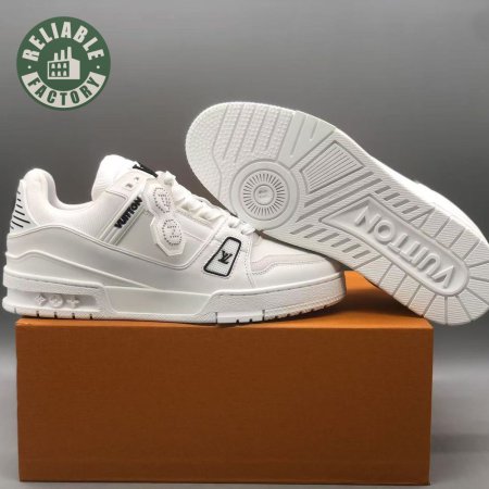 Arch Light Trainer White Sneakers