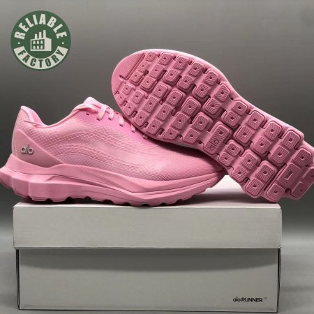 Alo Yoga Runner Pink